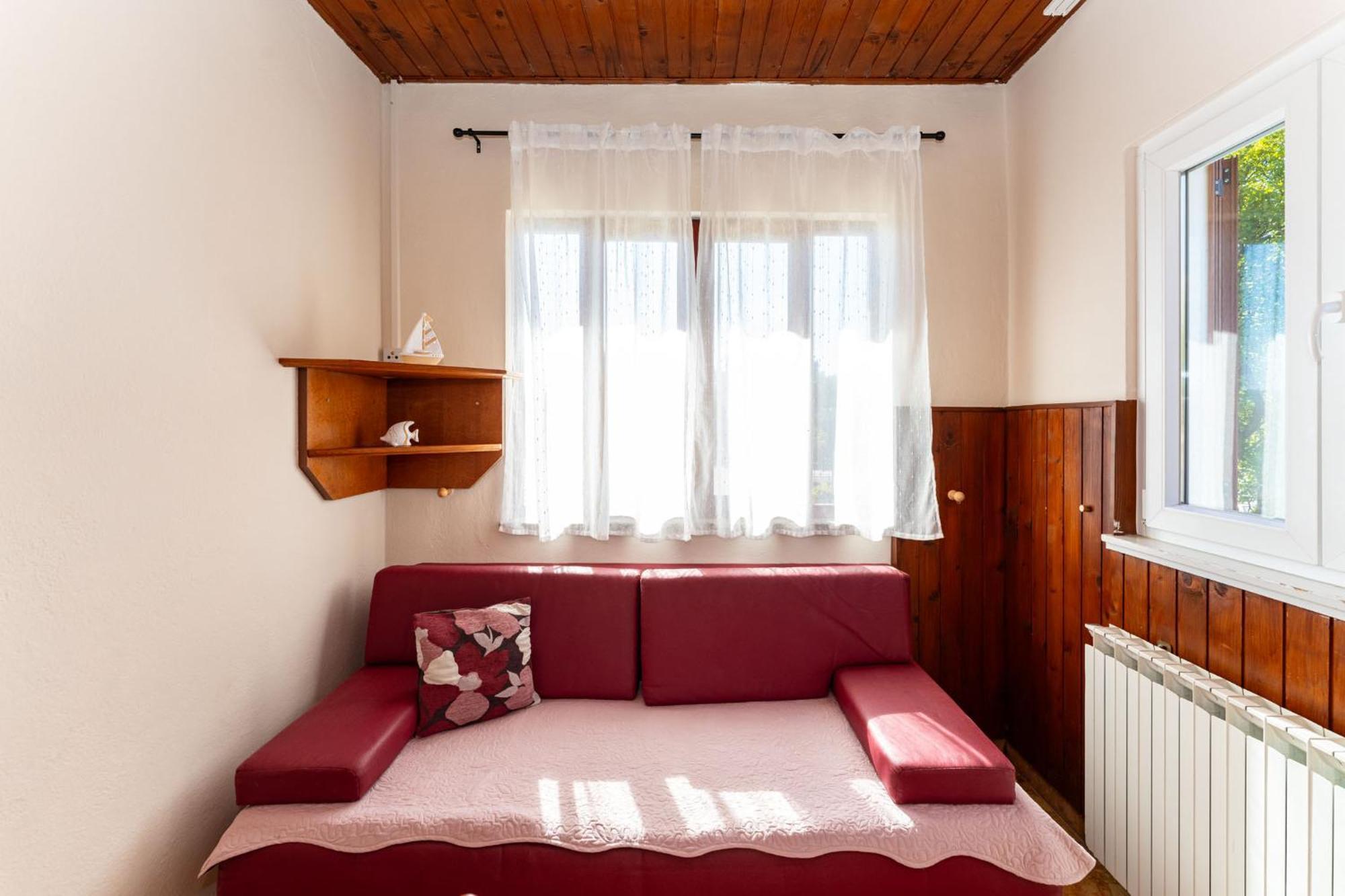 Apartments Adriana Стариград-Пакленица Стая снимка